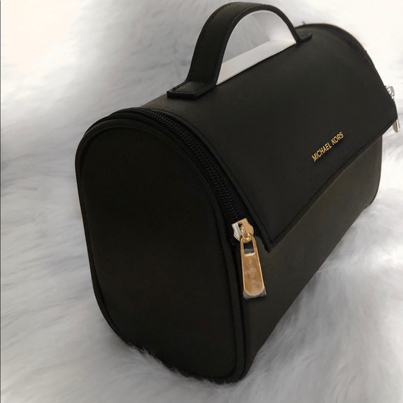 Michael Kors Bags Michael Kors Comsetic Travel Case Poshmark